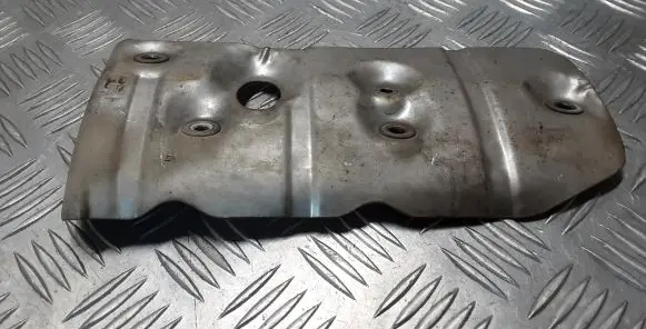 Mercedes-Benz B W245 Heat shield in engine bay A6401400034