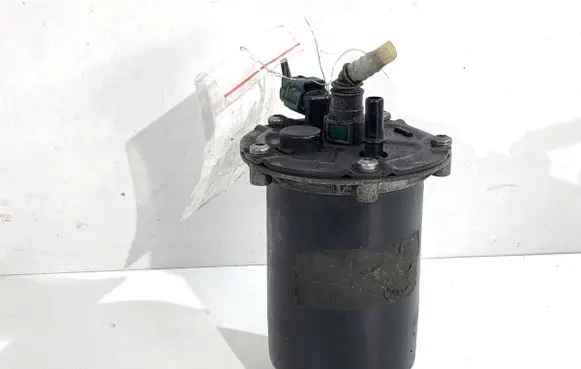 Opel Movano B Fuel filter housing 164003263R