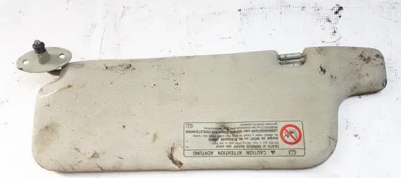 Toyota Yaris Sun visor