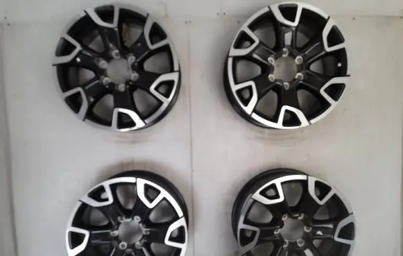 Toyota Hilux (AN120, AN130) R18 alloy rim PW457-0K001