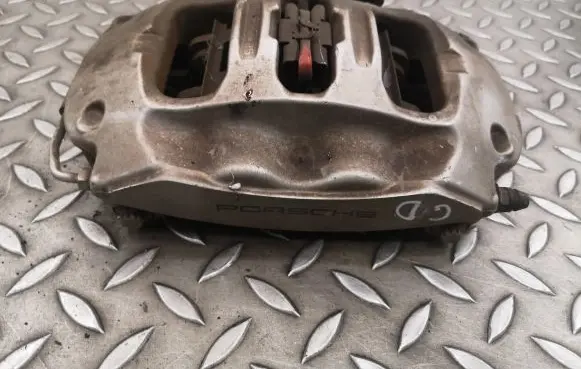 Porsche Panamera (970) Rear brake caliper