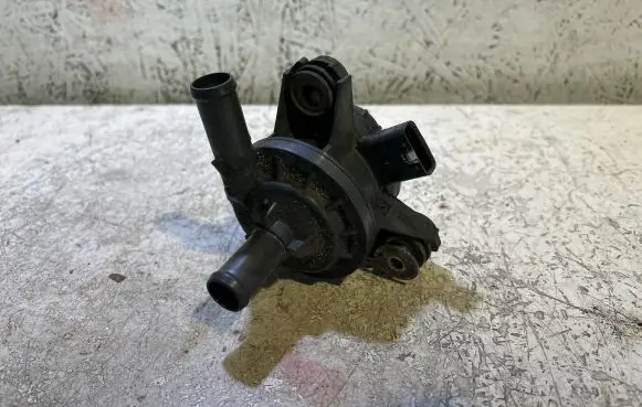Toyota Auris E180 Electric auxiliary coolant/water pump G904052010