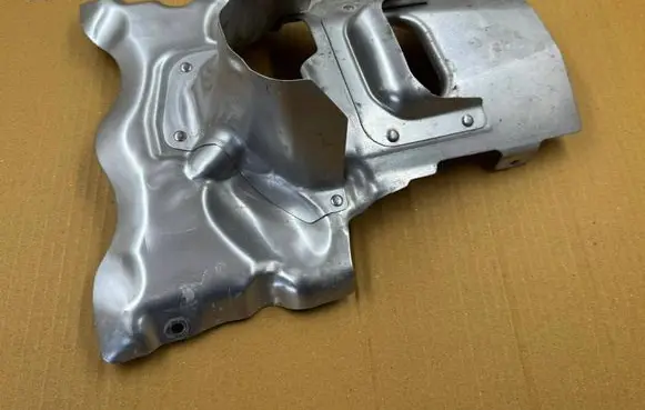 BMW M5 F90 Exhaust heat shield 7852128 11657852128