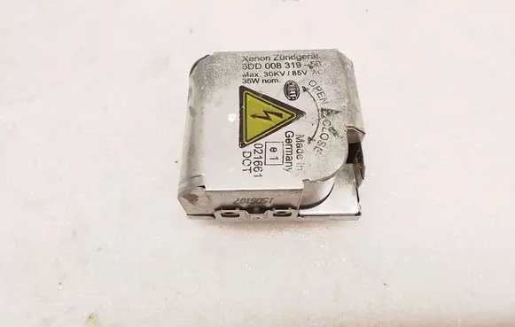 BMW X5 E53 Headlight ballast module Xenon 5DD00831950