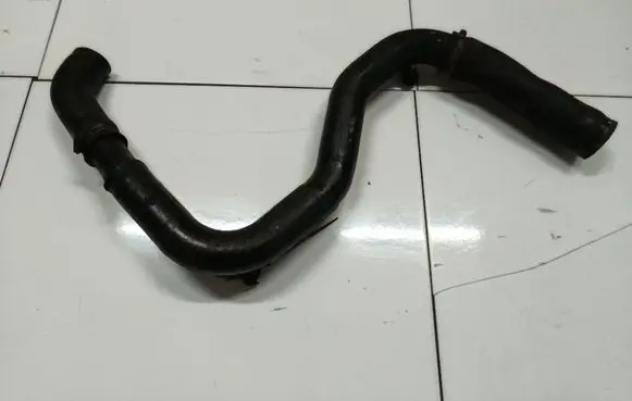 Peugeot 4007 Intercooler hose/pipe