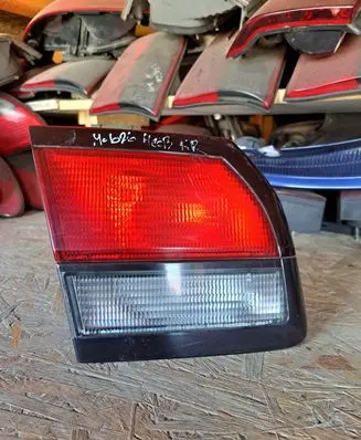 Mazda 626 Tailgate rear/tail lights 13261825
