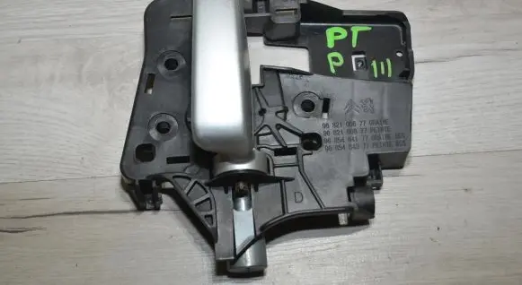 Peugeot Partner Sliding door interior handle 9682100677