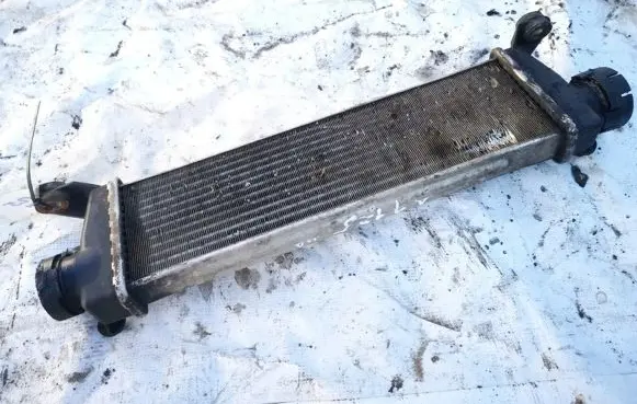 Mercedes-Benz Vaneo W414 Intercooler radiator a1685000000 01009990000