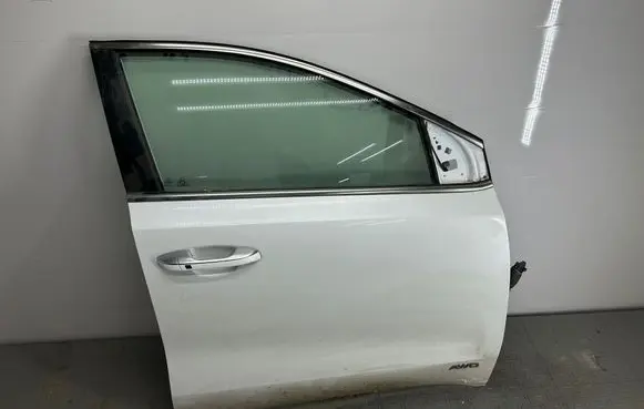 KIA Sportage Front door 