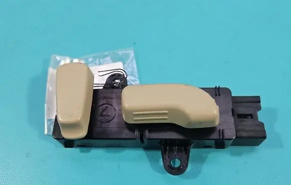 Nissan X-Trail T32 Seat control switch IMPRK1568824