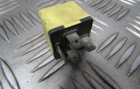 Renault Megane II Other relay 8200051112