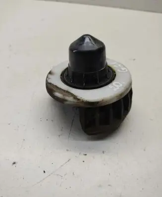 BMW 3 G20 G21 Rear coil spring rubber mount 6875395