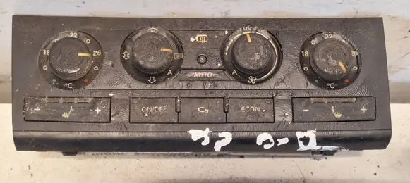 Audi A6 S6 C6 4F Climate control unit 4F1820043AA 5HB00883439 4F0910043