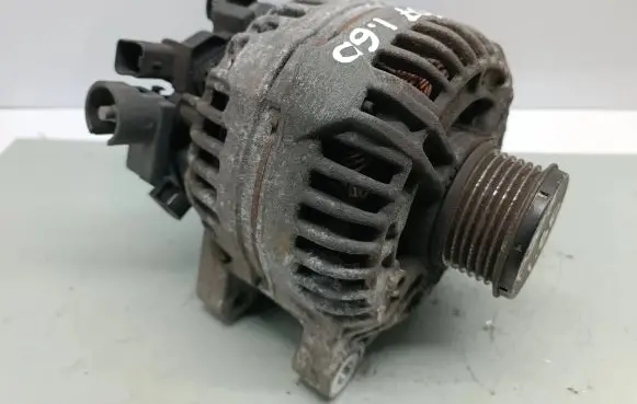 Peugeot 207 Generator/alternator 9646321880 0124525035