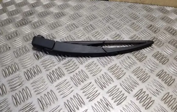 Mercedes-Benz B W246 W242 Rear wiper blade arm W000028127A