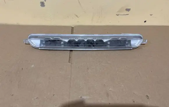 Mercedes-Benz SL R231 Third/center stoplight A2189052300 024800903