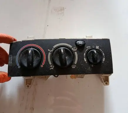 Renault Megane II Climate control unit 662369C B64PAC 101584