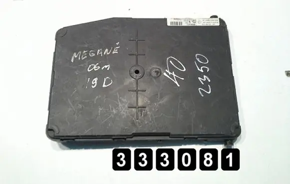 Renault Megane II Engine control unit/module 8200309690