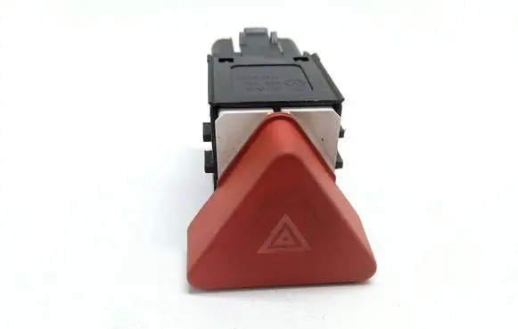 Volkswagen Tiguan Hazard light switch 5M0953509A