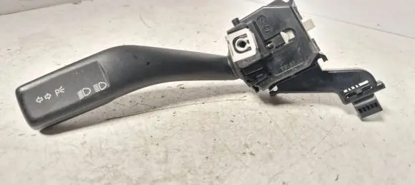 Volkswagen Golf IV Indicator stalk 1k0953513