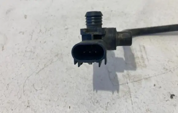 Ford Mondeo MK IV Vacuum line/pipe/hose 0261230305 111110T093631C