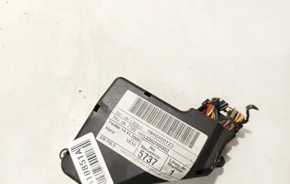 Volkswagen Polo IV 9N3 Fuse box set 0846400123 085336249002