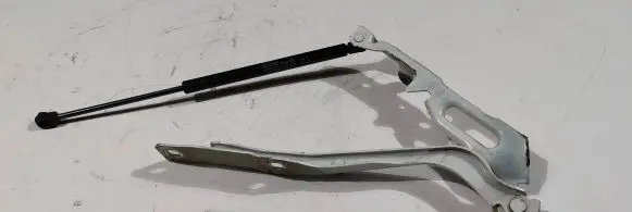 Ford F350 Engine bonnet/hood hinges HC3B-16801 D9270 444643