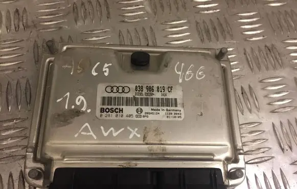 Volkswagen PASSAT B5.5 Engine control unit/module 038906019CF 466
