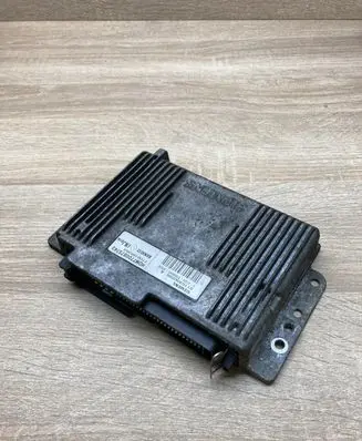 Renault Scenic I Engine control unit/module ECU 7700875743
