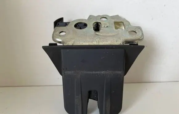 Audi Q5 SQ5 Tailgate/trunk/boot lock/catch/latch 8K9827505 1154108