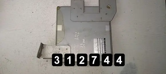 Mazda 121 Engine control unit/module MECSJ103