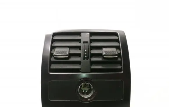 Rear air vent grill