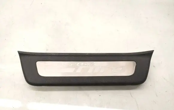 KIA Niro Rear sill trim cover 85877G5100