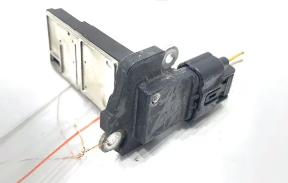 Honda CR-V Mass air flow meter AFH70M-62A