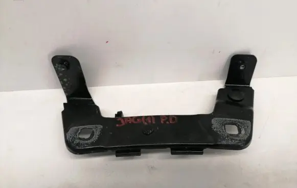 Jaguar I-Pace Fender mounting bracket M9D316A142AA