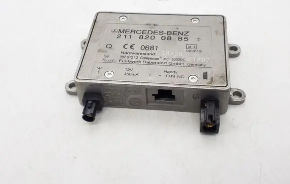 Mercedes-Benz ML W164 Antenna control unit 2118200885