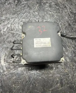 BMW 5 E60 E61 ABS Pump 6783362 6783360