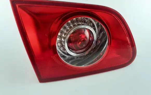 Volkswagen PASSAT B6 Tailgate rear/tail lights 3C9945093