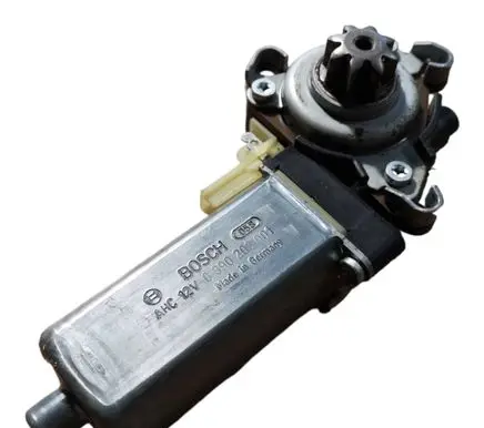 Mercedes-Benz C W204 Seat adjustment motor 0390203001