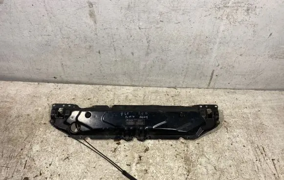 BMW 5 E60 E61 Top upper radiator support slam panel 7147088