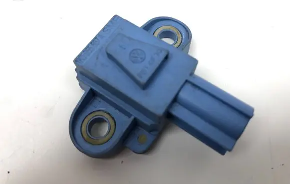 Volkswagen Golf V Airbag deployment crash/impact sensor 1K0955557A