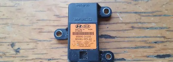 KIA Sportage ESP acceleration yaw rate sensor 956903V100 BG6810F540