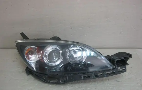Mazda 3 I Headlight/headlamp