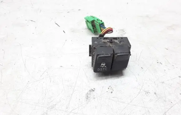 Traction control (ASR) switch
