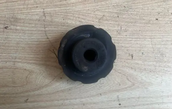 Audi A4 S4 B8 8K Rear coil spring rubber mount 8K0512149C