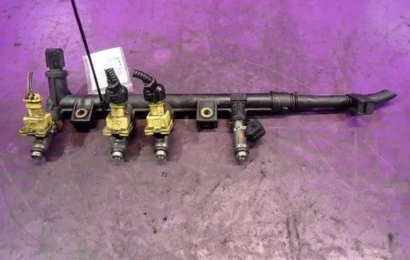 Fiat Punto (188) Fuel main line pipe