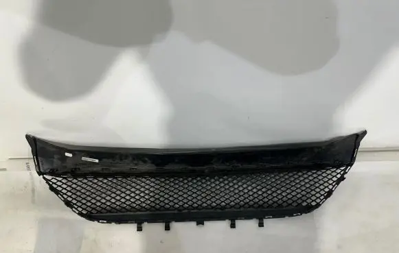 Mercedes-Benz V Class W447 Front bumper lower grill A4478851500 1860202 0695011720