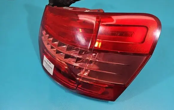Rear/tail lights