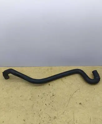 Mercedes-Benz C W203 Engine coolant pipe/hose 2035062035 DBL625412KEK