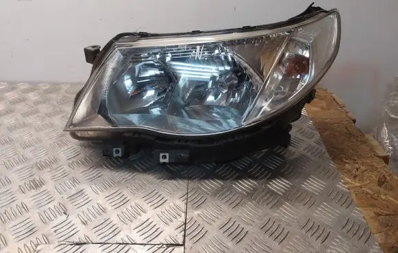Subaru Forester SH Headlight/headlamp